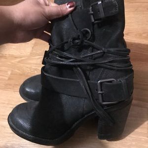 Vince camuto silas booties black